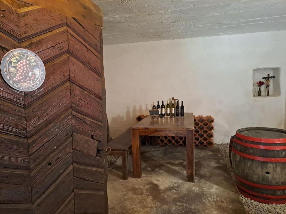 Pod Vinogradi Apartment Skocjan  Luaran gambar